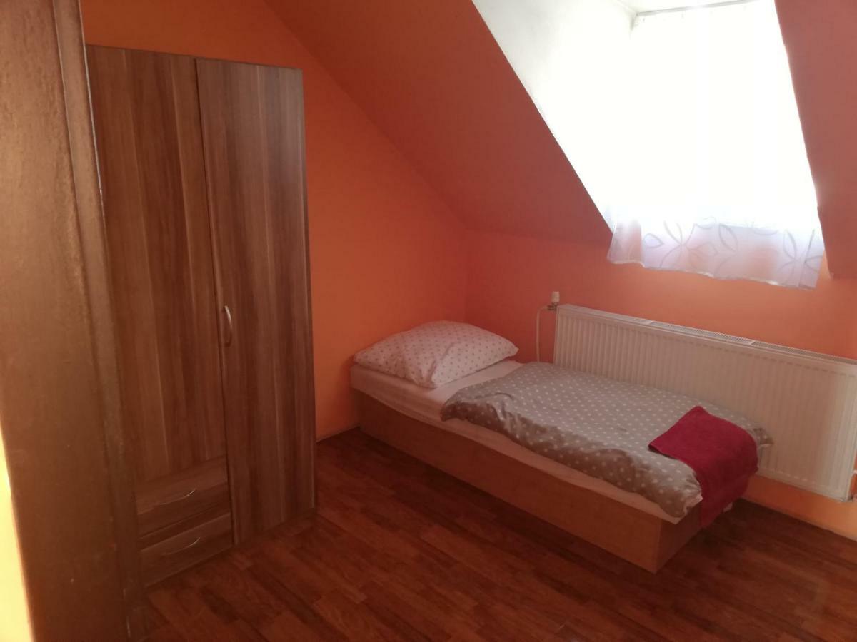 Apartman U Mareka Sucany Exterior photo